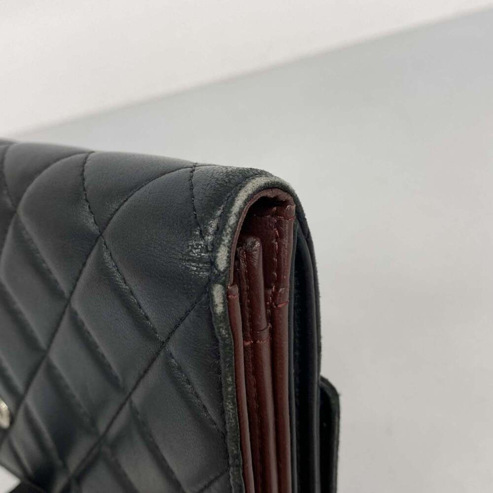 CHANEL Authentic Black Lambskin Leather Wallet - Picture 8 of 15